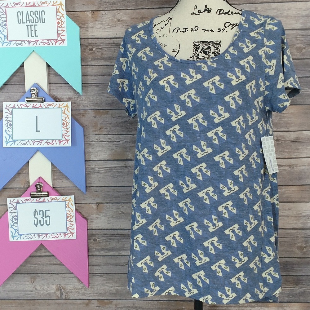 LuLaRoe NWT Large Classic Tee